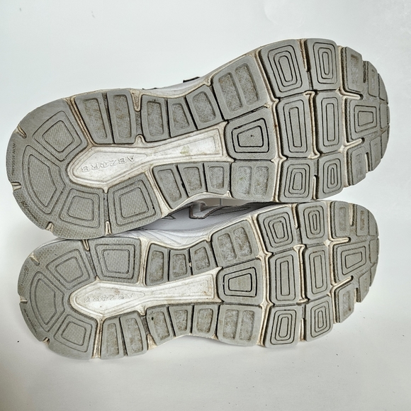 New Balance 840v2 Walking Shoes - Picture 10 of 13